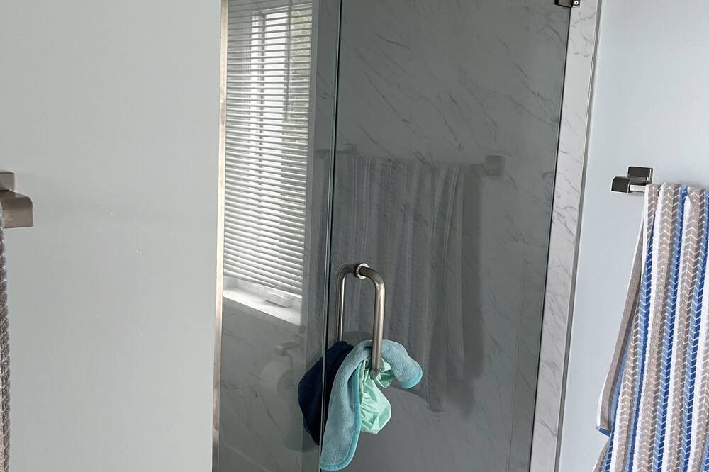 Photo of Bathroom in Melbourne Beach