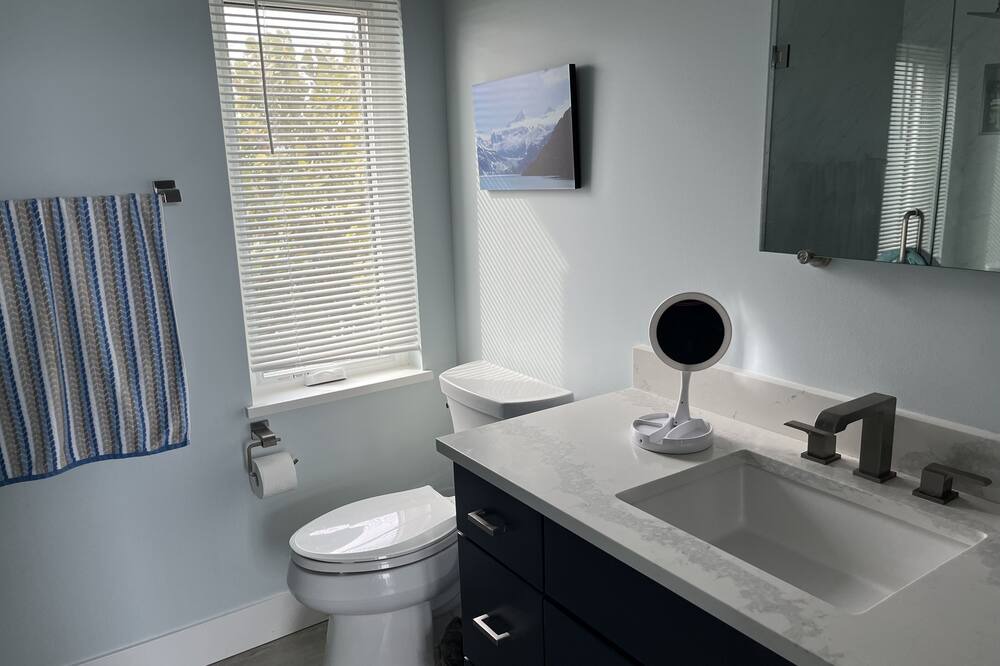 Photo of Bathroom in Melbourne Beach