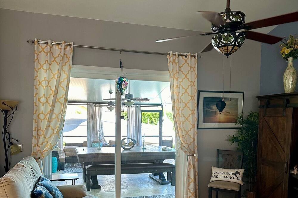 Photo of Bedroom in Boyette Springs