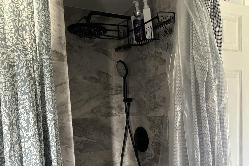 Photo of Bathroom in Snow Hill