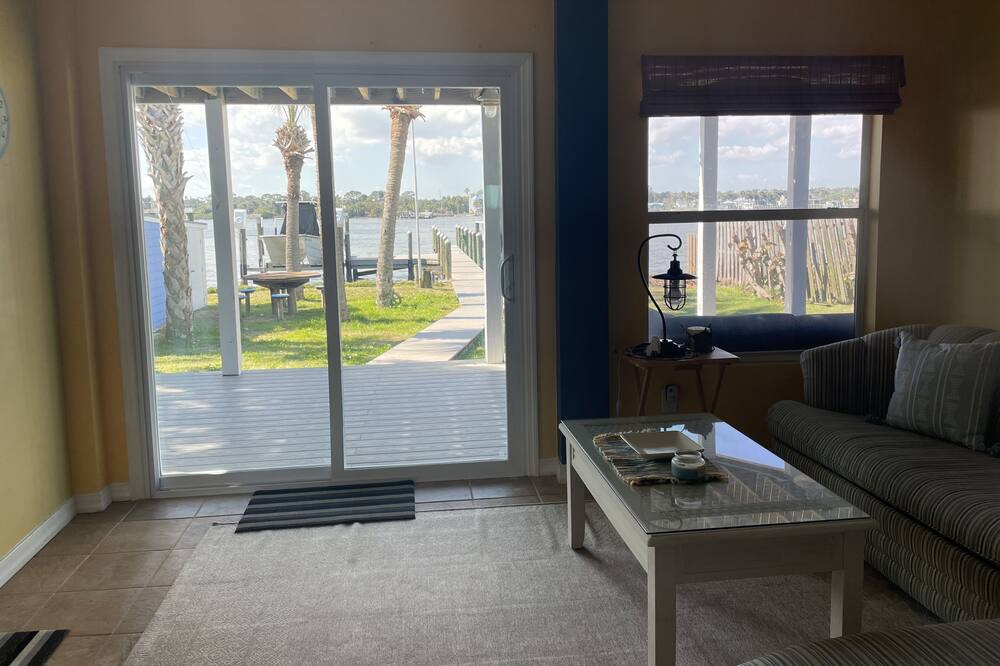 Photo of Bedroom in Grant-Valkaria
