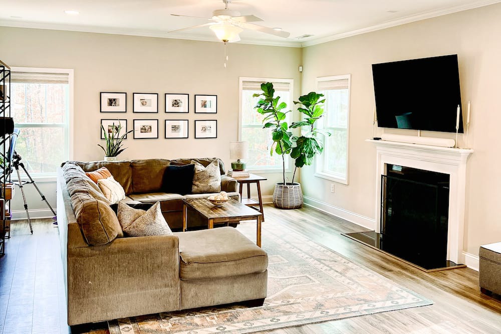 Photo of Livingroom in Southern Pines