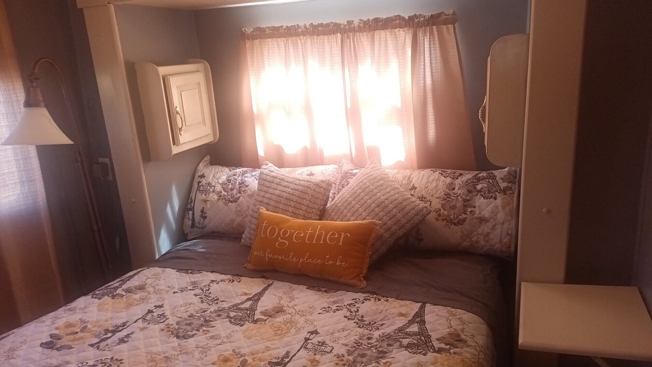 Photo of Bedroom in Fair Play