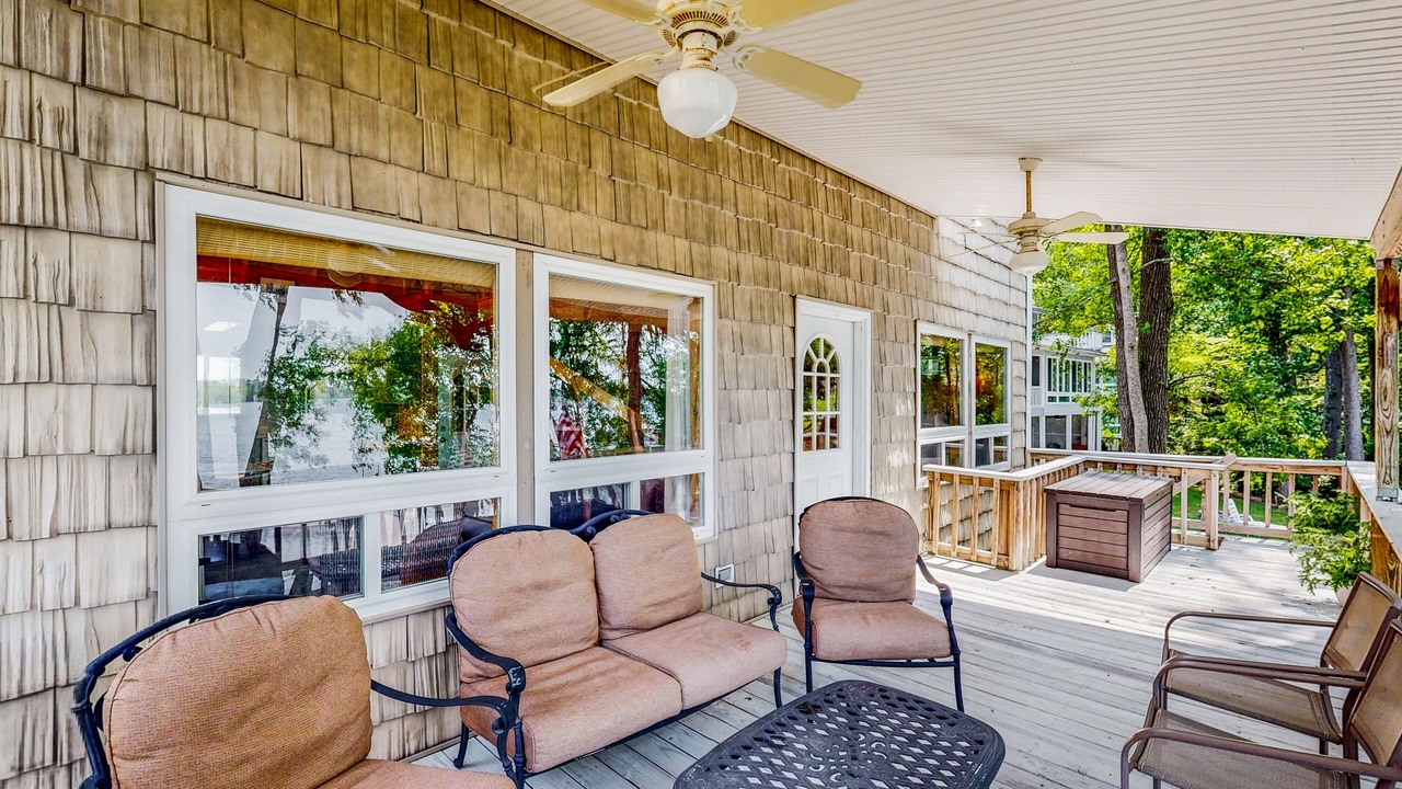 Photo of Patio Balcony in Newberry Shores