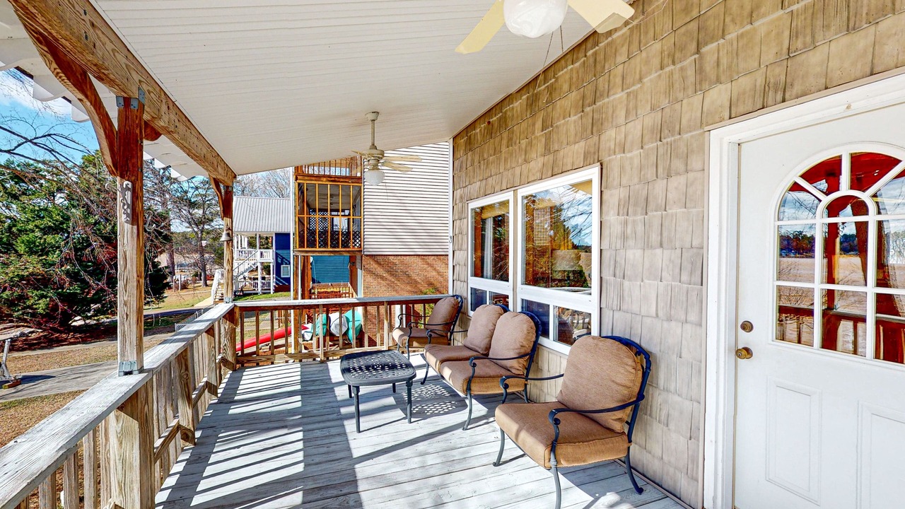 Photo of Patio Balcony in Newberry Shores