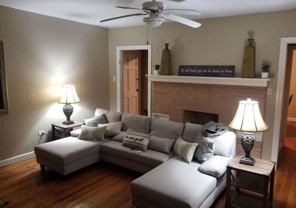 Photo of Livingroom in Simpsonville