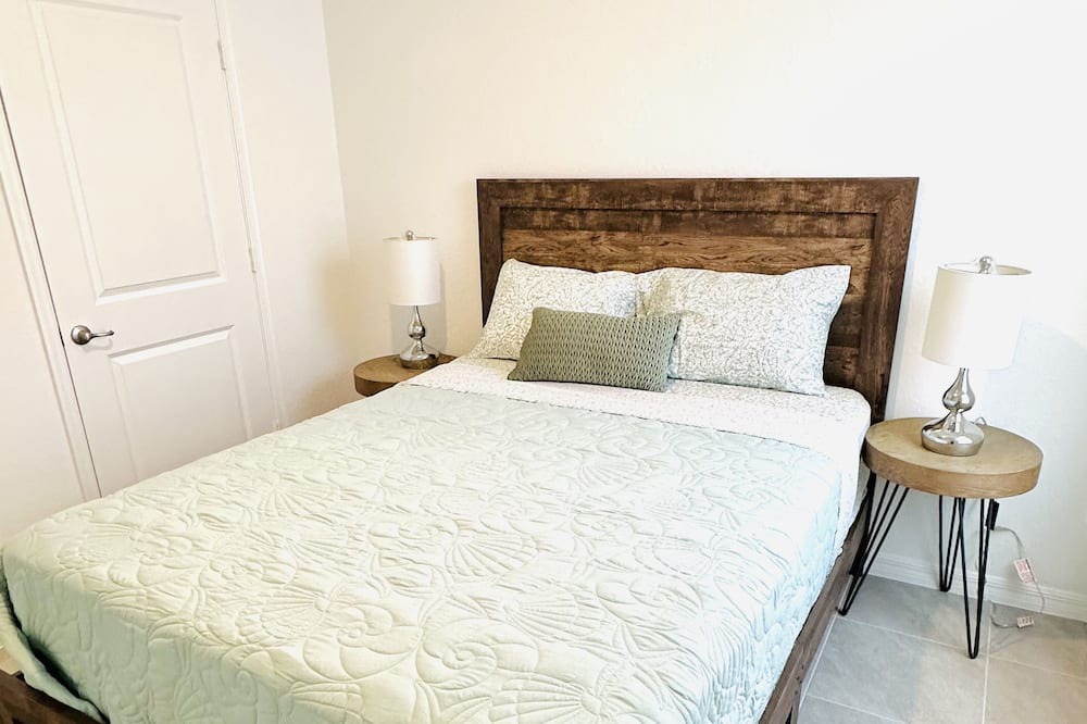 Photo of Bedroom in Port Saint Lucie