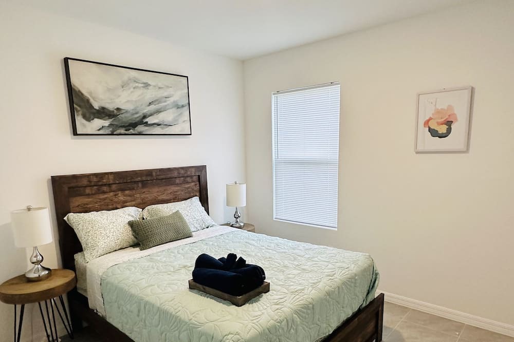 Photo of Bedroom in Port Saint Lucie