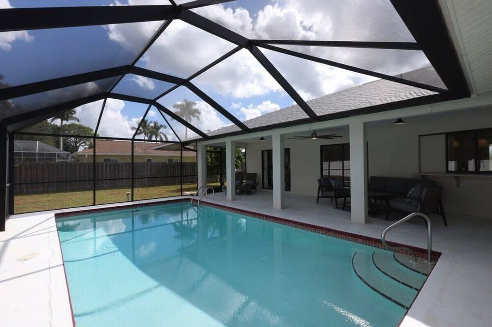 Photo of Outdoor in Palm River Estates