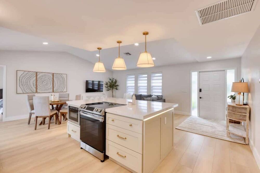 Photo of Kitchen in Palm River Estates