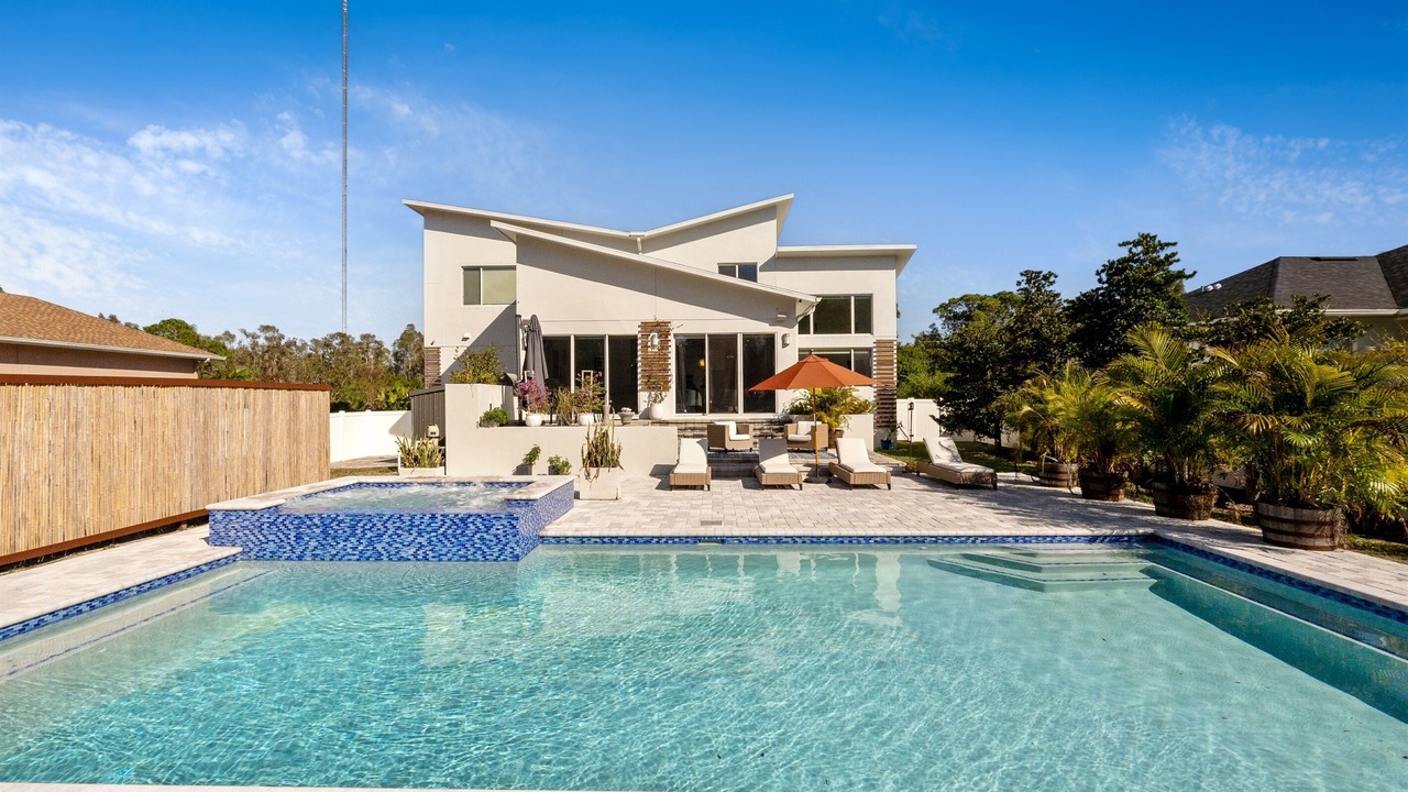 Photo of Outdoor in Riviera Bay