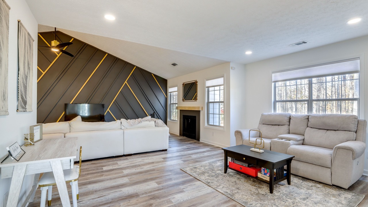 Photo of Livingroom in Dacula
