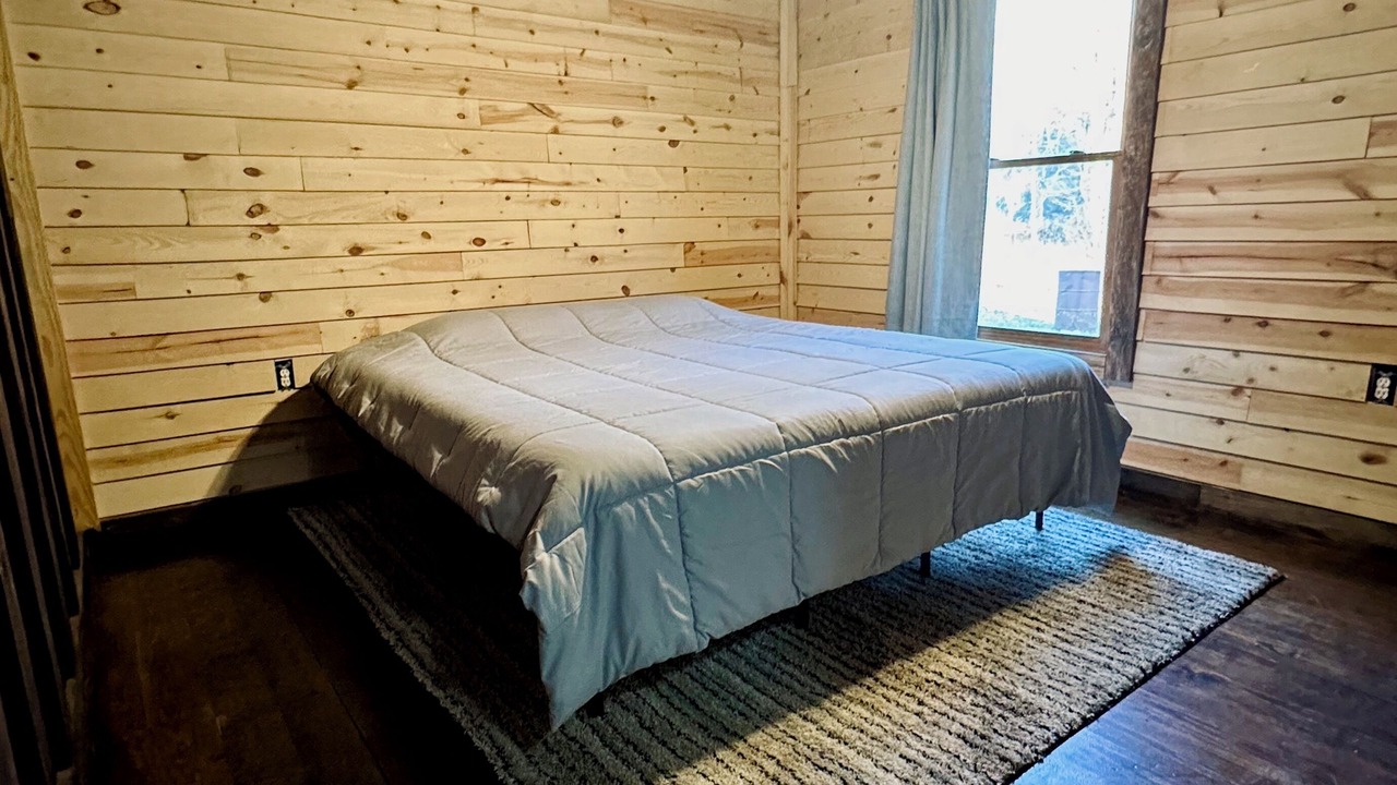 Photo of Bedroom in Pickens