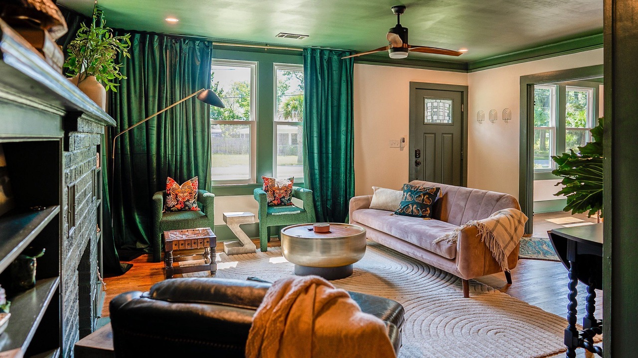Photo of Livingroom in Pigeon Point
