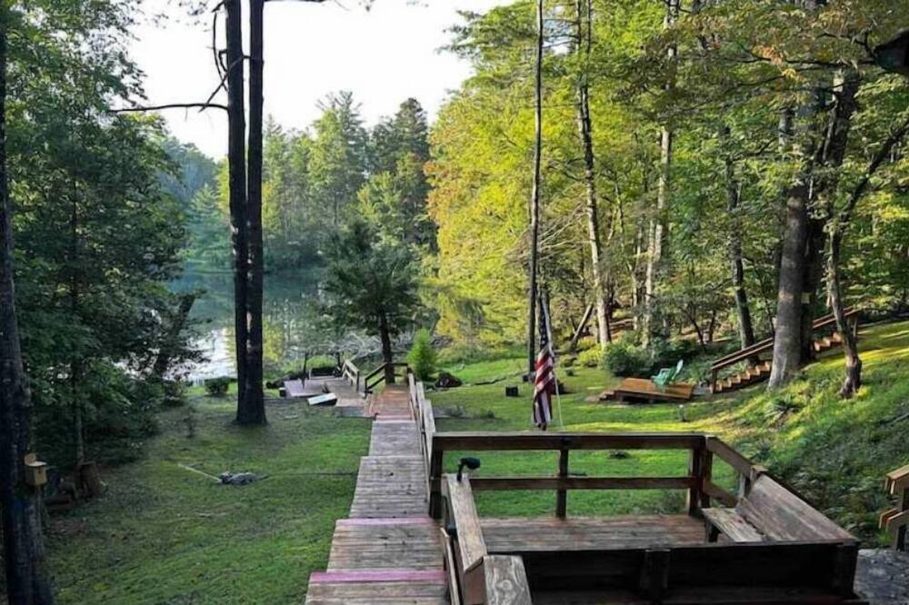Photo of Outdoor in Mountain Rest
