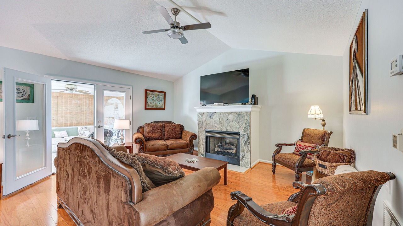 Photo of Livingroom in Cape Carteret