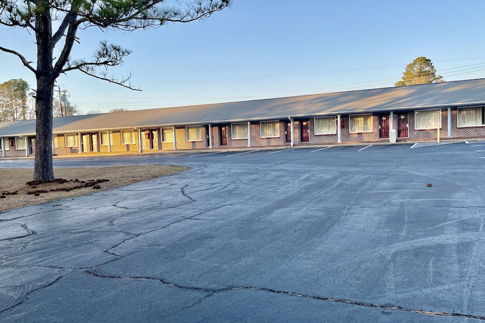 Photo of Outdoor in Mullins