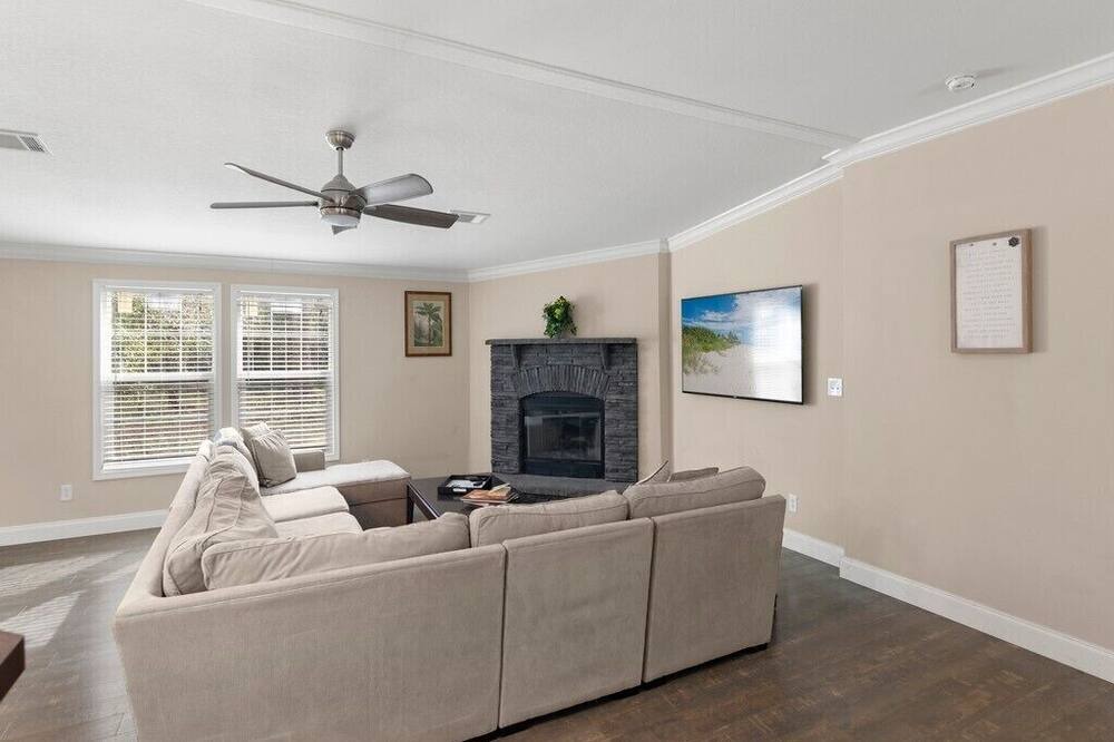 Photo of Livingroom in Palm City