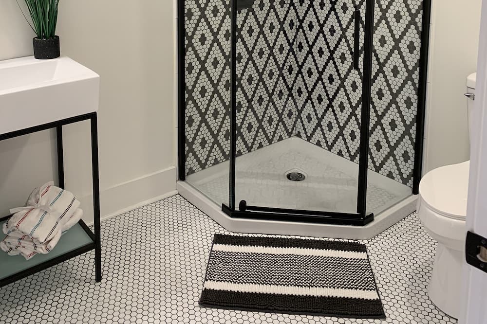 Photo of Bathroom in Seneca