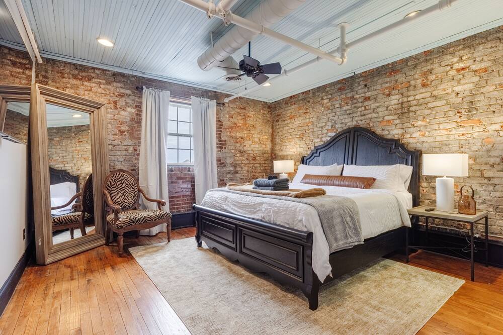 Photo of Bedroom in Anderson