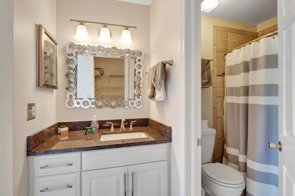 Photo of Bathroom in Lely Golf Estates