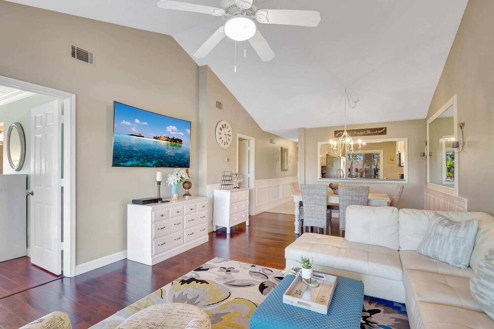 Photo of Bedroom in Lely Golf Estates