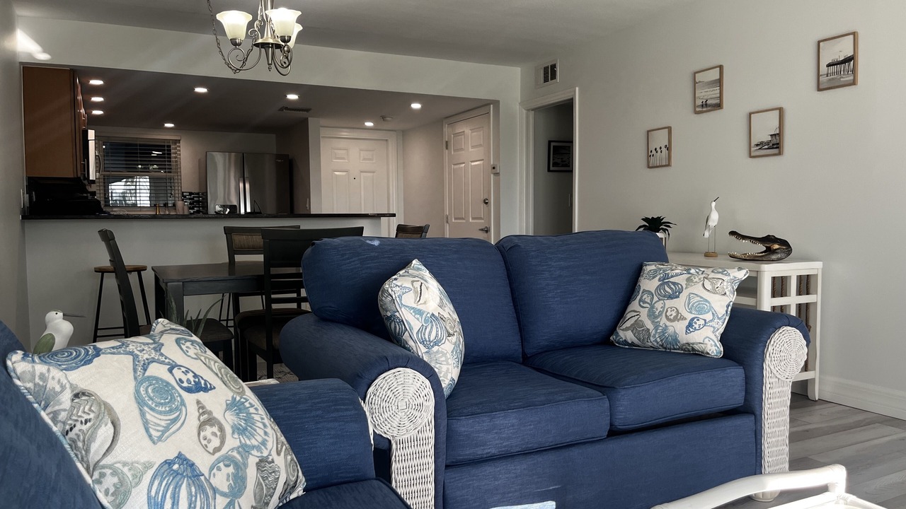 Photo of Livingroom in Lely Golf Estates