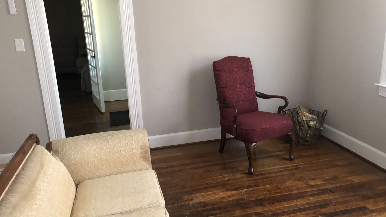 Photo of Livingroom in Wilkinson Heights
