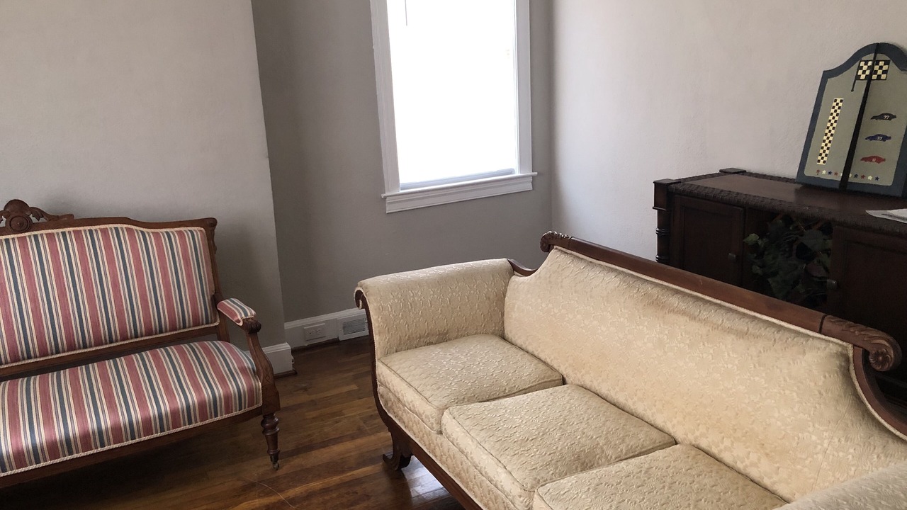Photo of Livingroom in Wilkinson Heights