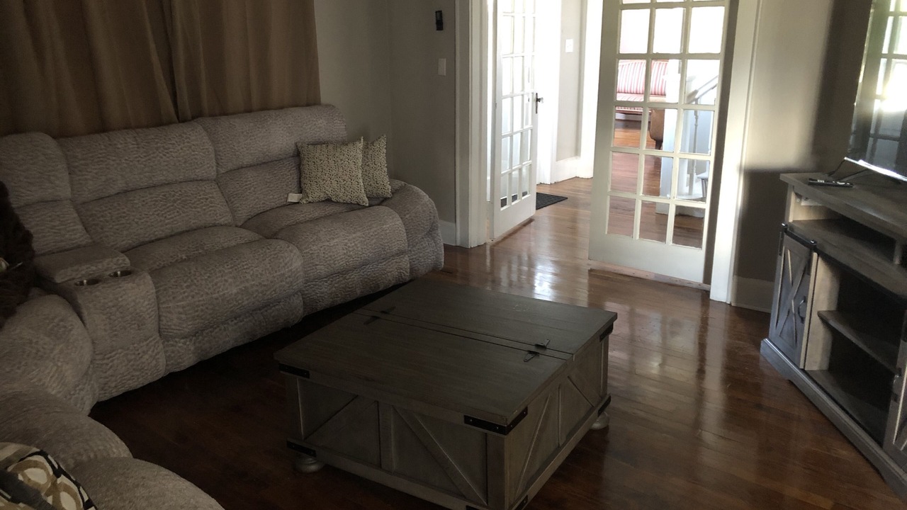 Photo of Livingroom in Wilkinson Heights