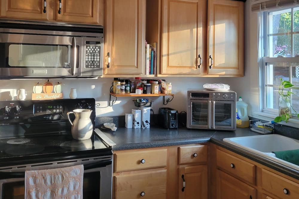 Photo of Kitchen in Swainsboro