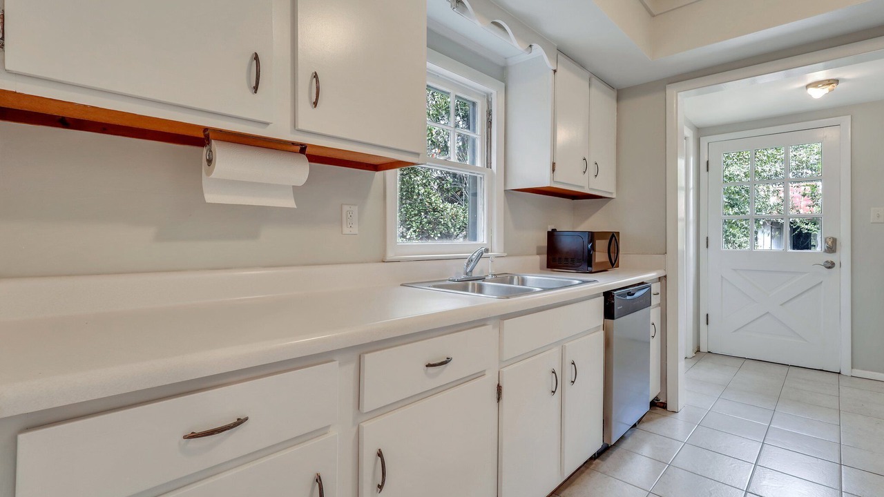 Photo of Kitchen in Hinesville