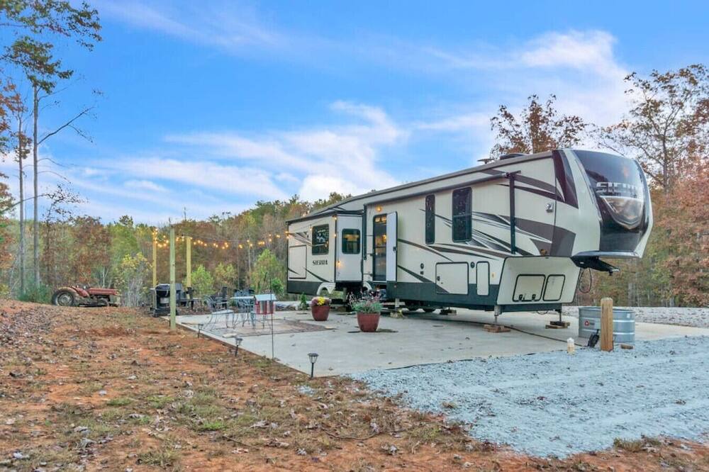 Photo of Others in Pickens