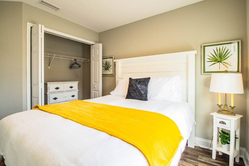 Photo of Bedroom in Bartow