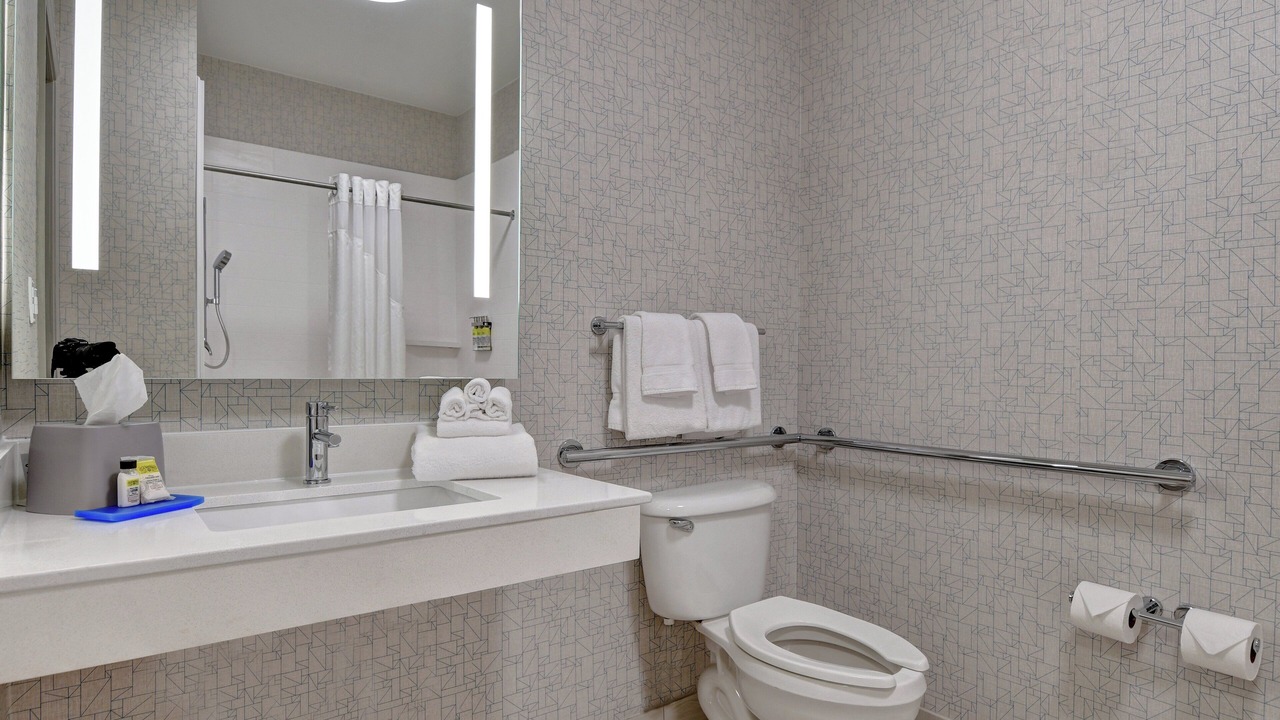 Photo of Bedroom in Anderson
