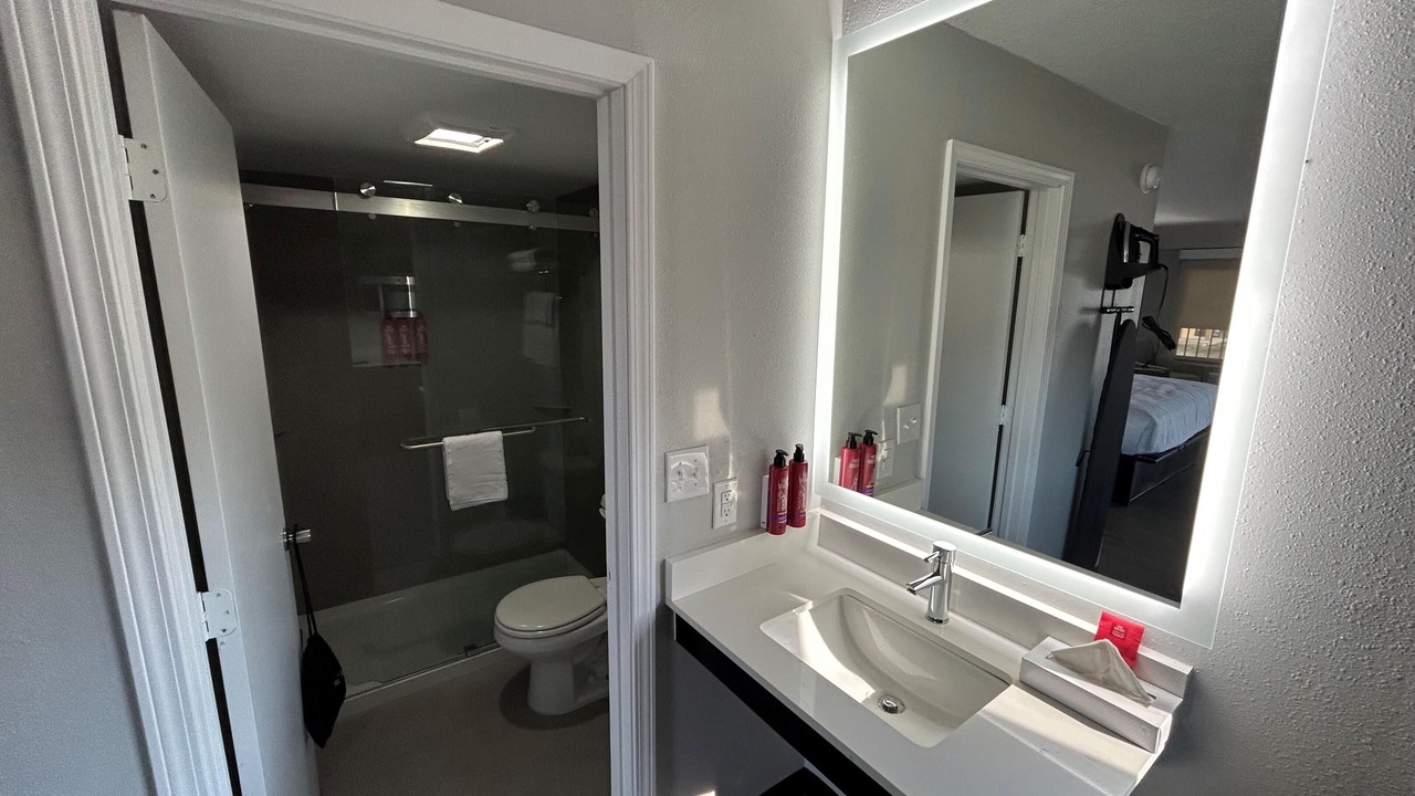Photo of Bathroom in Rowland