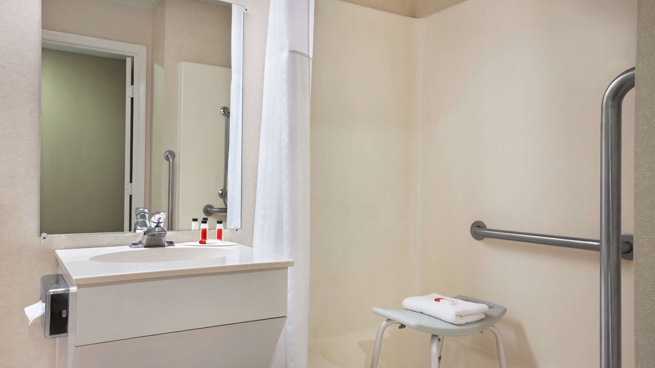 Photo of Bathroom in Cherokee