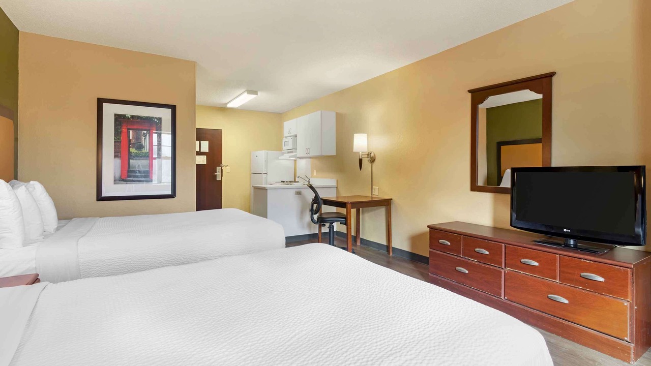 Photo of Bedroom in Poplar Place - University Place