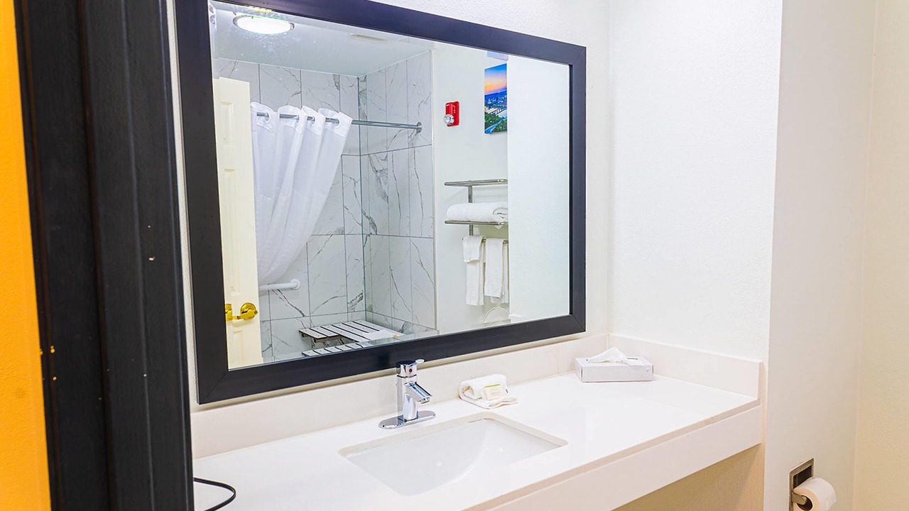 Photo of Bathroom in Port Wentworth
