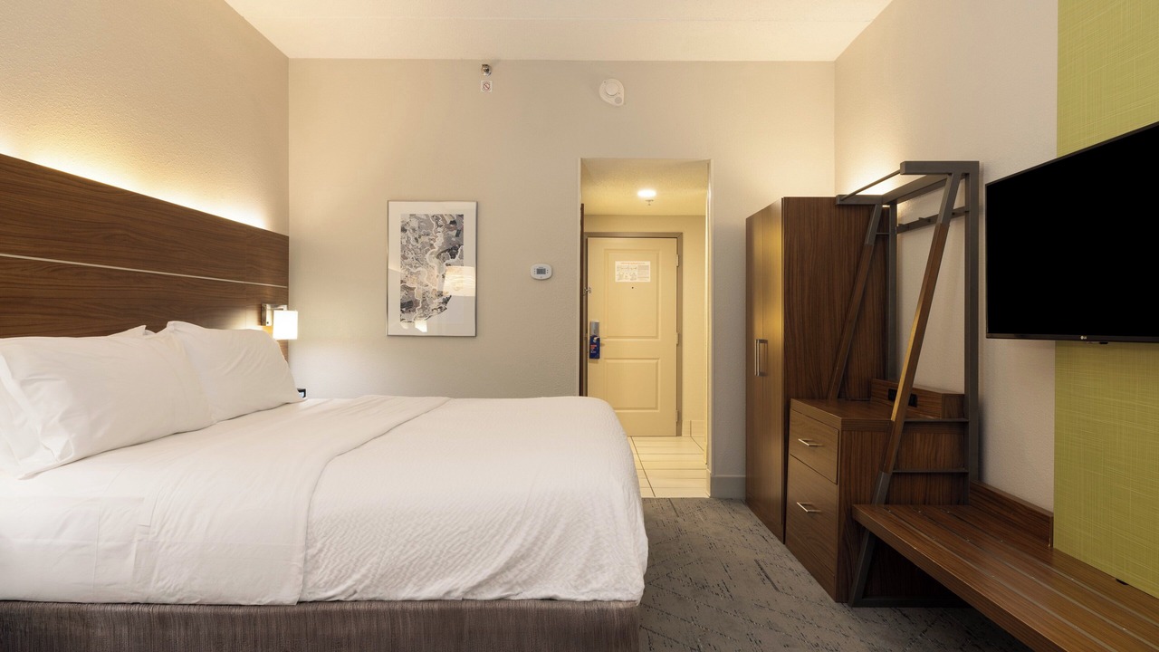 Photo of Bedroom in West Ashley