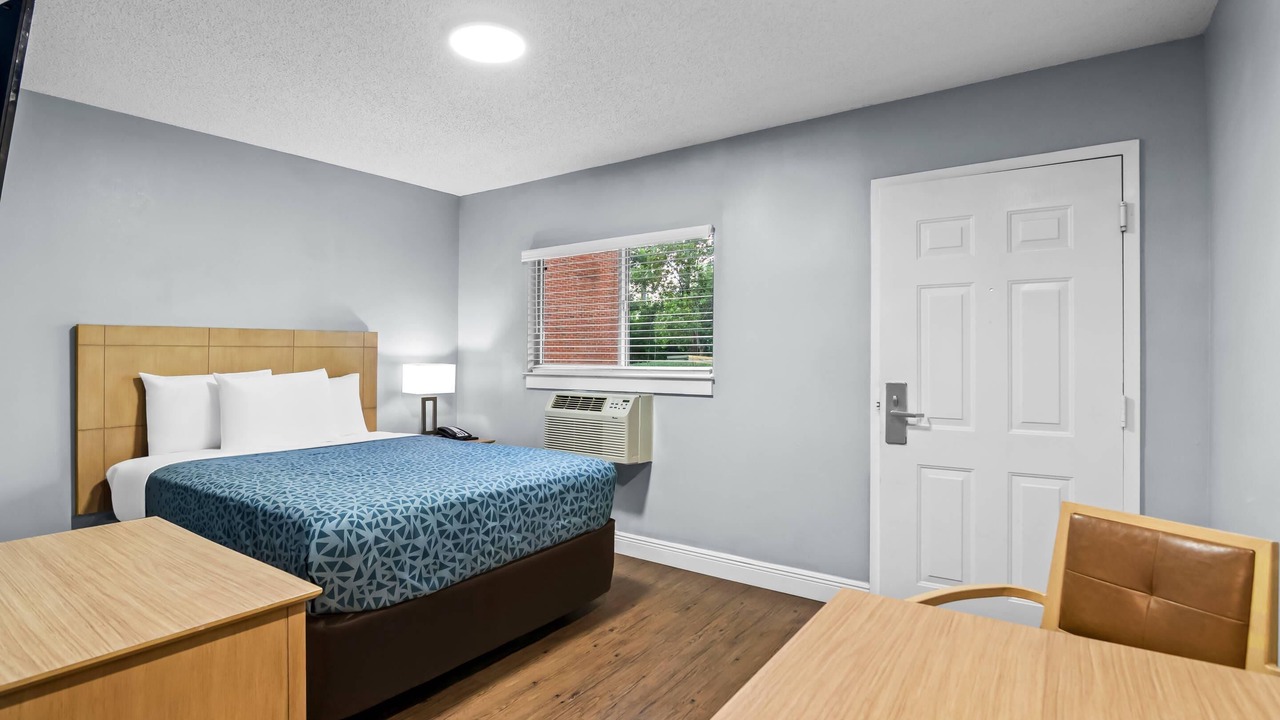 Photo of Bedroom in Stuart