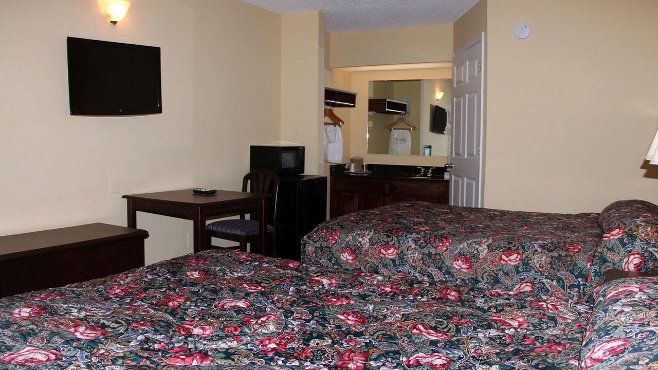 Photo of Bedroom in Oakwood