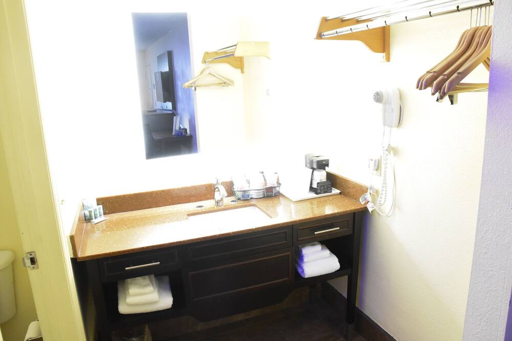 Photo of Bathroom in Manning