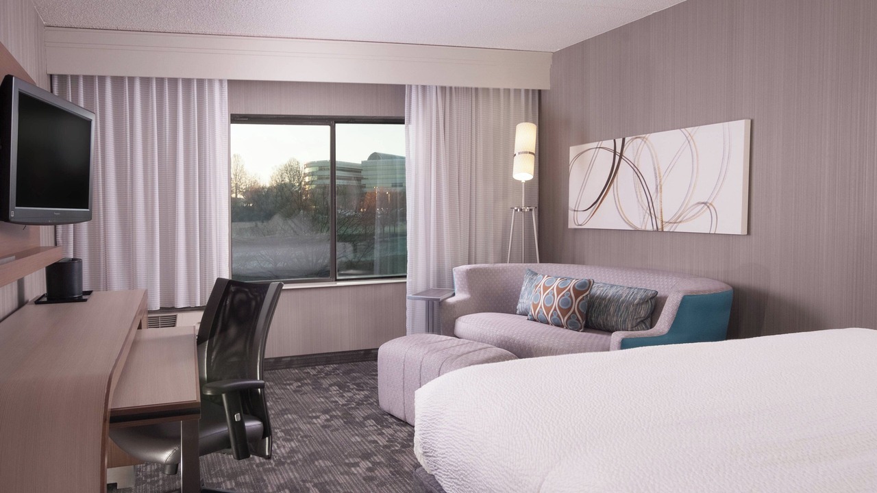 Photo of Bedroom in Greenville - Spartanburg
