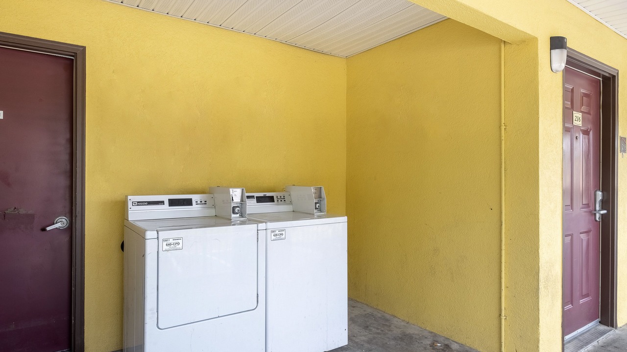 Photo of Bedroom in Valdosta