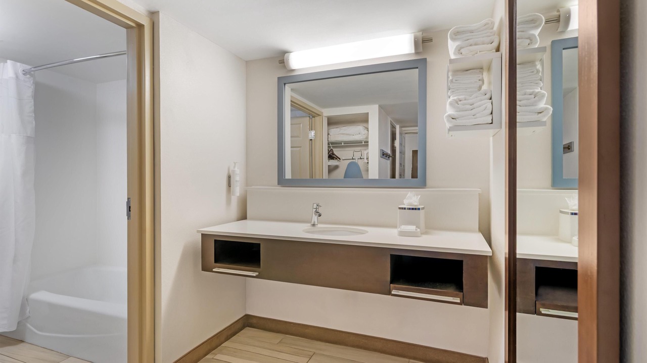 Photo of Bathroom in Gwinnett Place