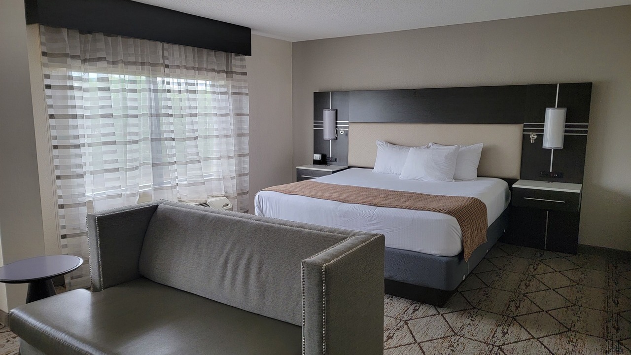 Photo of Bedroom in Greenville - Spartanburg