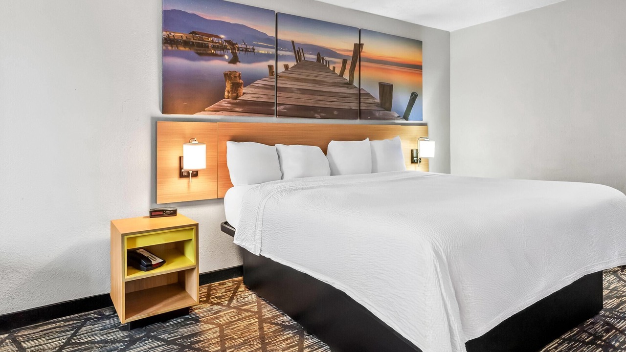 Photo of Bedroom in Seiglers Crossroads