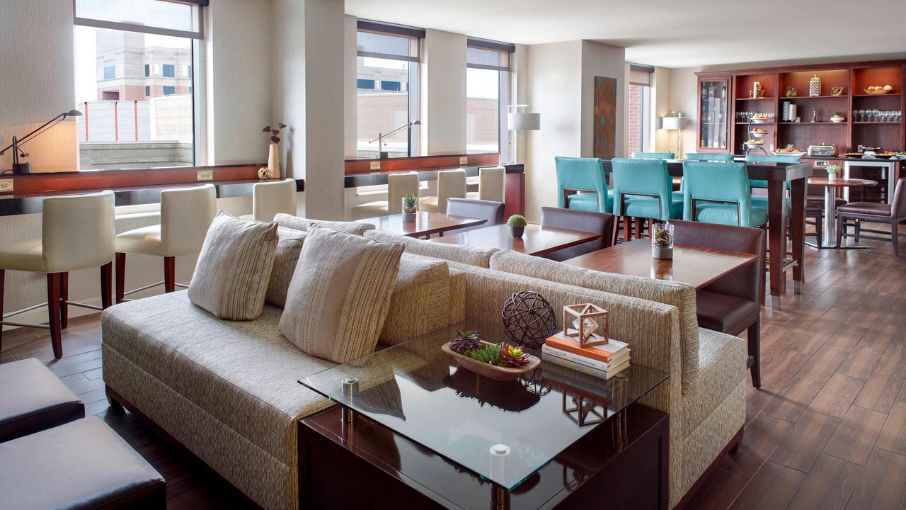 Photo of Livingroom in Downtown