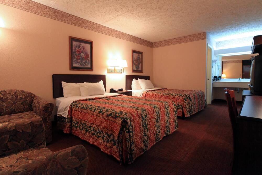 Photo of Bedroom in Northeast Raleigh